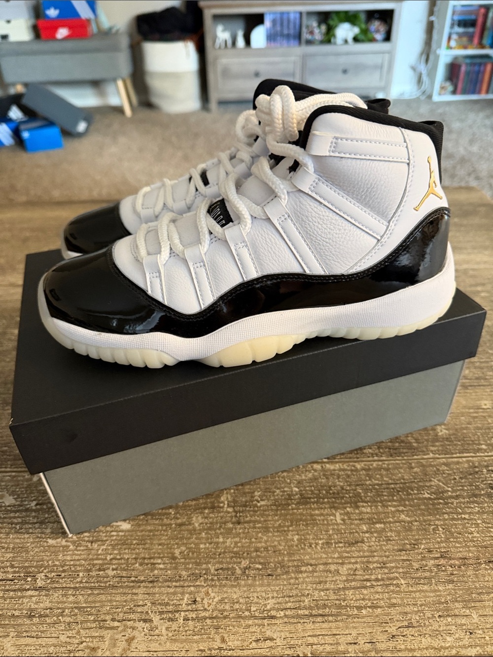 NWT Nike Air Jordan 11 retro GS ‘Gratitude/Defining Moments’ sneakers